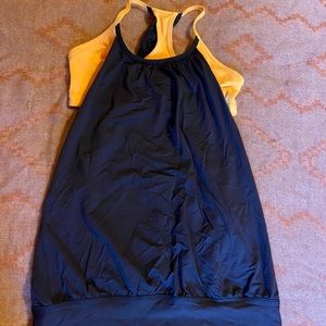 Lulu Built in bra Shirt